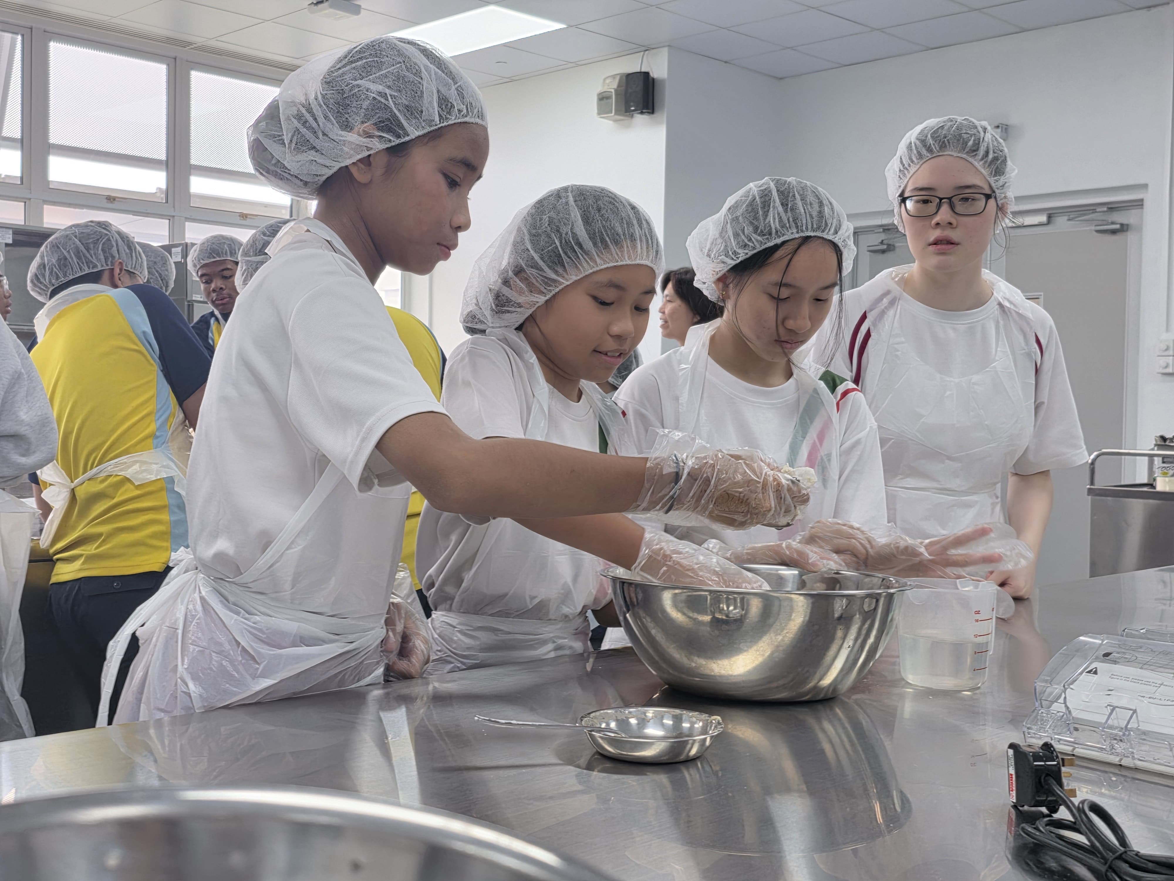 students cooking